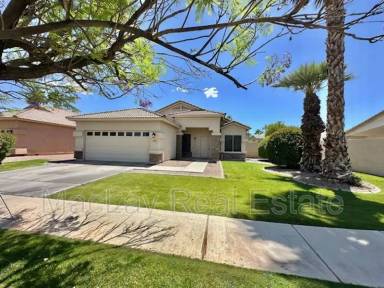 Main picture of 1903 W Canyon Way
