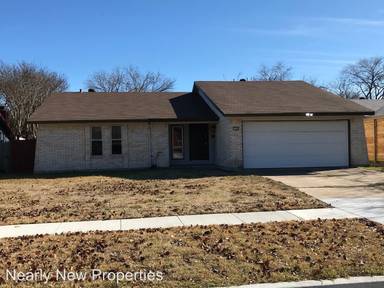 Main picture of 526 Stroud Ln