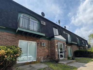 Main picture of 6635-45 Wolf Creek Pike Apartments