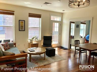 Main picture of 60 Winooski Falls Way