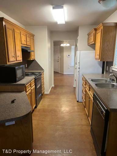 Main picture of 9808 Weatherford Ave