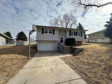Main picture of 2311 Highland Dr