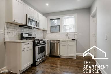 Main picture of 3318 N LeClaire Ave