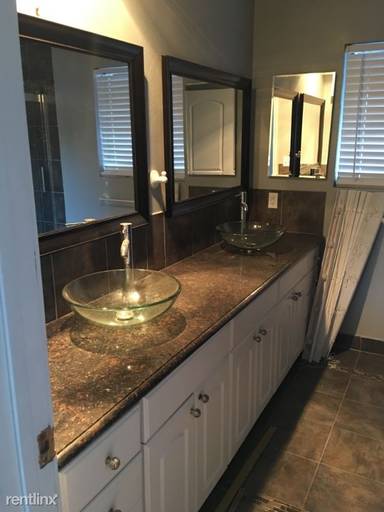 Main picture of 2024 Mallard Dr