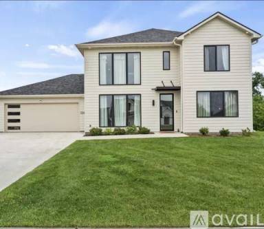 Main picture of 2240 N Traveller Dr