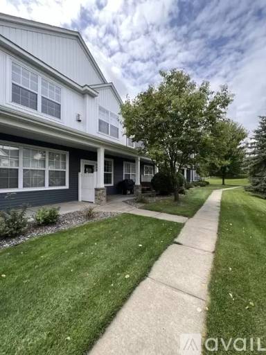 Main picture of 6841 Narcissus Ln N