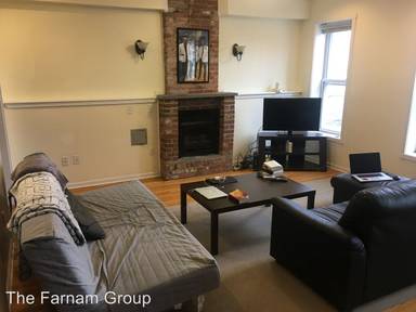 Main picture of 325 Saint John St