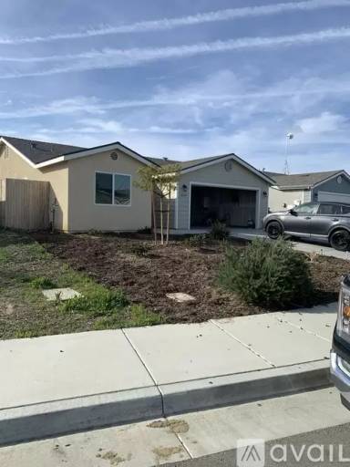 Main picture of 21395 Tulare St