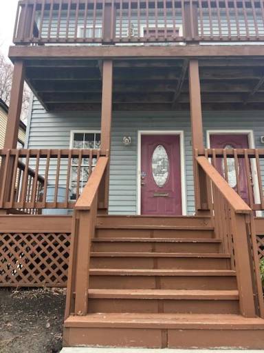 Main picture of 106 Parade St