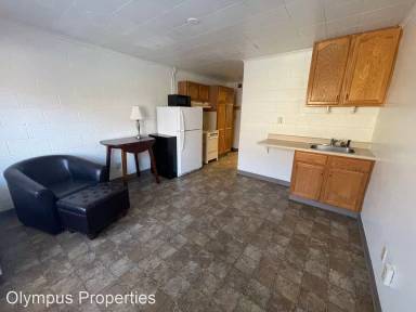 Main picture of 2622 N Walnut St