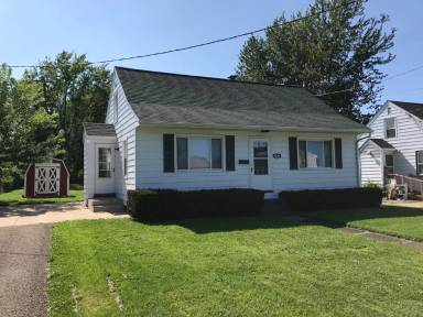 Main picture of 4214 Washington Ave