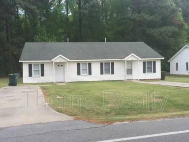 Main picture of 406 E Northern Blvd