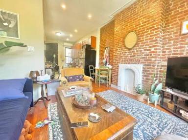 Main picture of 1300 Sterling Pl
