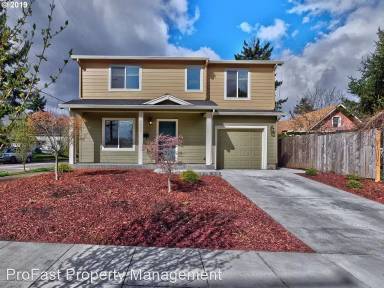 Main picture of 1633 NE Liberty St