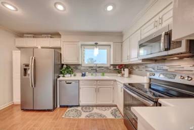 Main picture of 4300 Bay Point Rd