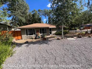 Main picture of 3131 N Park Dr