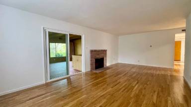 Main picture of 136 Lincoln St