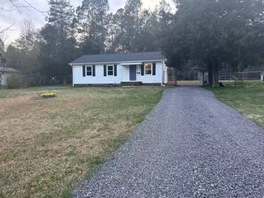 Main picture of 442 Riverdale Rd