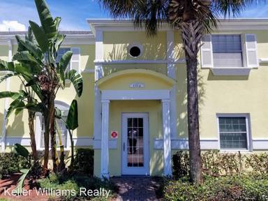 Main picture of 102 Pompano Dr SE