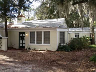 Main picture of 4 SW 23rd St