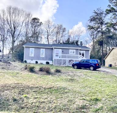 Main picture of 208 Brambleton Ct