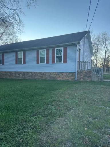 Main picture of 1535 Richmond Rd