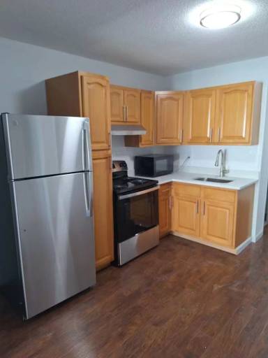 Main picture of 289 Main Ave