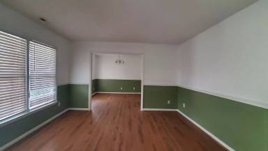 Main picture of 2823 Franzia Dr