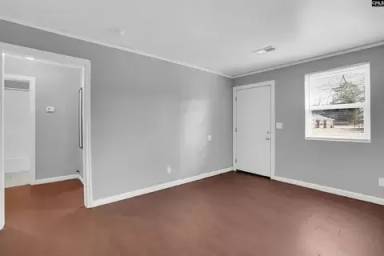 Main picture of 915 Central Dr