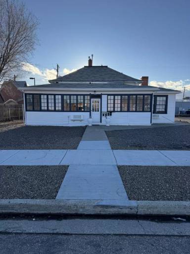 Main picture of 157 N 4th E