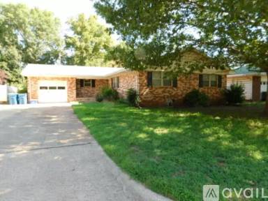 Main picture of 2212 W 11th Ave