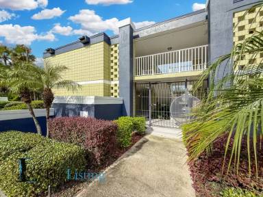 Main picture of 1301 S Howard Ave