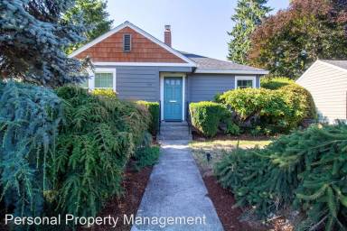 Main picture of 715 NW 45th St