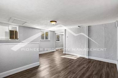 Main picture of 2789 Chase St