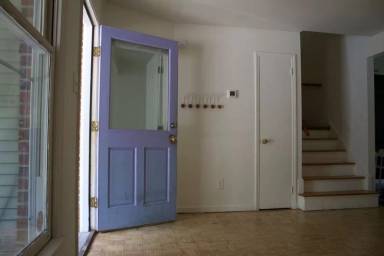 Main picture of 503 N Greensboro St