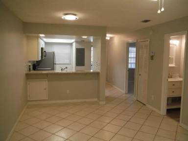 Main picture of 3035 Sir Hamilton Cir