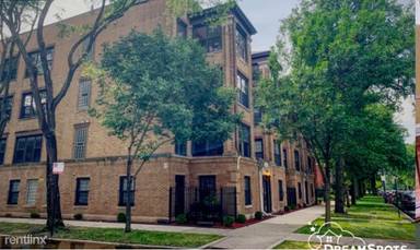 Main picture of 4209 S Michigan Ave