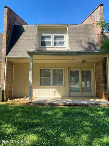 Main picture of 1916 Sequoyah Ave