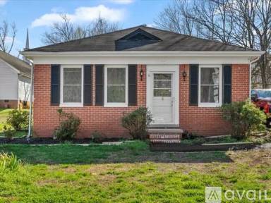 Main picture of 305 Pennington St
