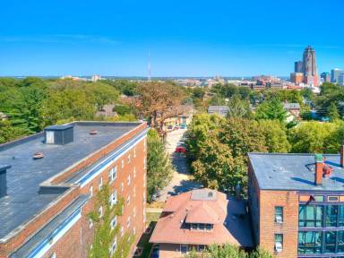 Main picture of 732 18th St