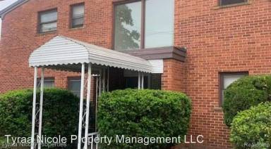 Main picture of 16290 Greenfield Rd