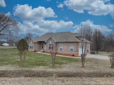 Main picture of 1001 Rio Dr