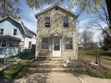 Main picture of 912 W Ganson St