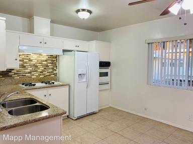 Main picture of 1521 E Windsor Rd