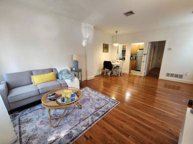 Main picture of 2200 Fairmount Ave
