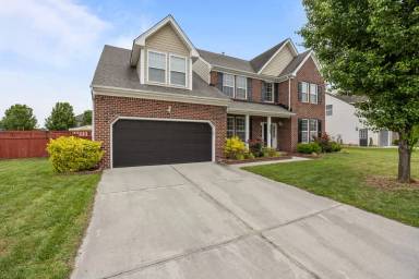 Main picture of 3203 Hearring Way