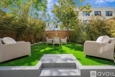 Main picture of 289 3rd Ave