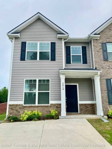 Main picture of 2168 River Park Ct