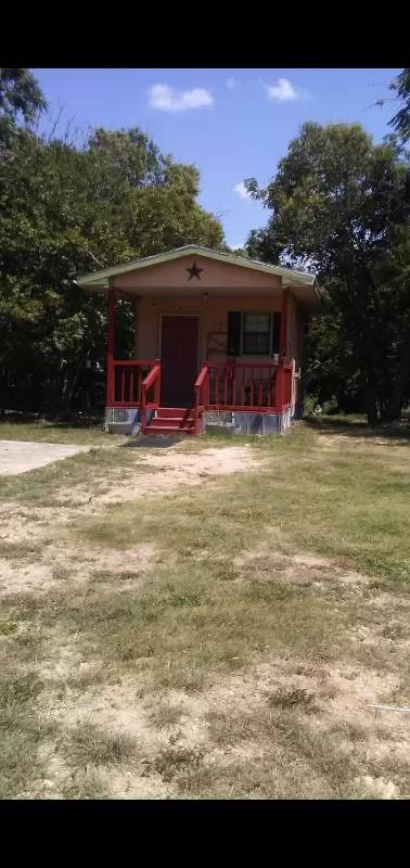 Main picture of 440 Old Medina Hwy