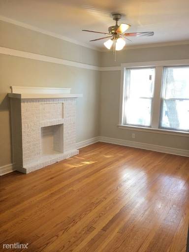 Main picture of 5632 N Ashland Ave